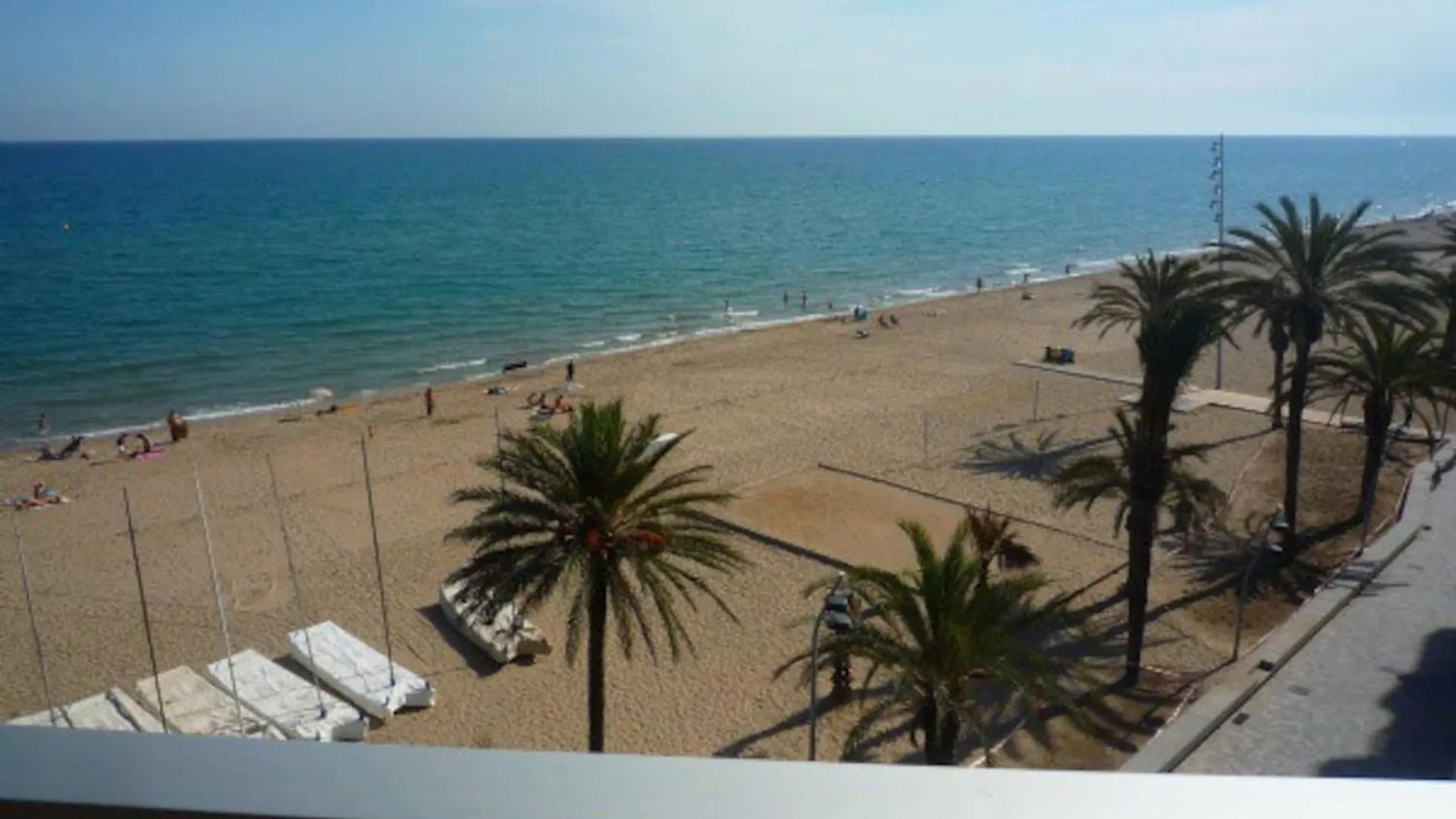 Spacious Apartment With Sea View Terrace In Calafell